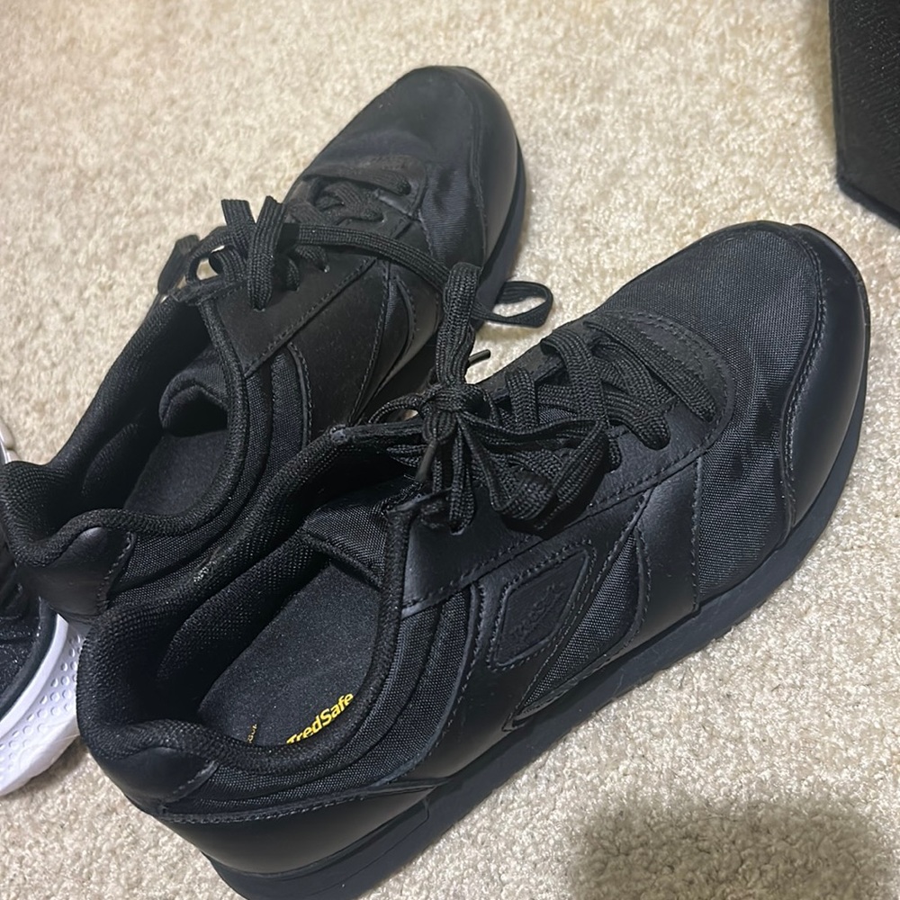Women’s size 7 all black work sneakers